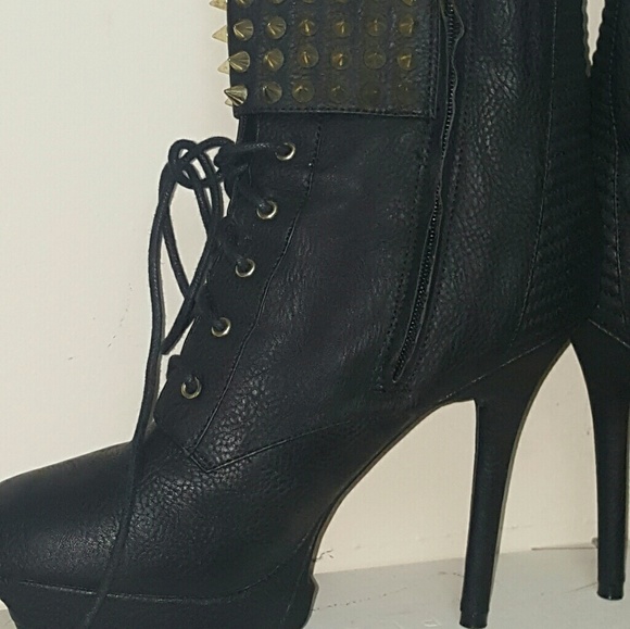 Sam Edelman gold studded booties - Picture 5 of 5