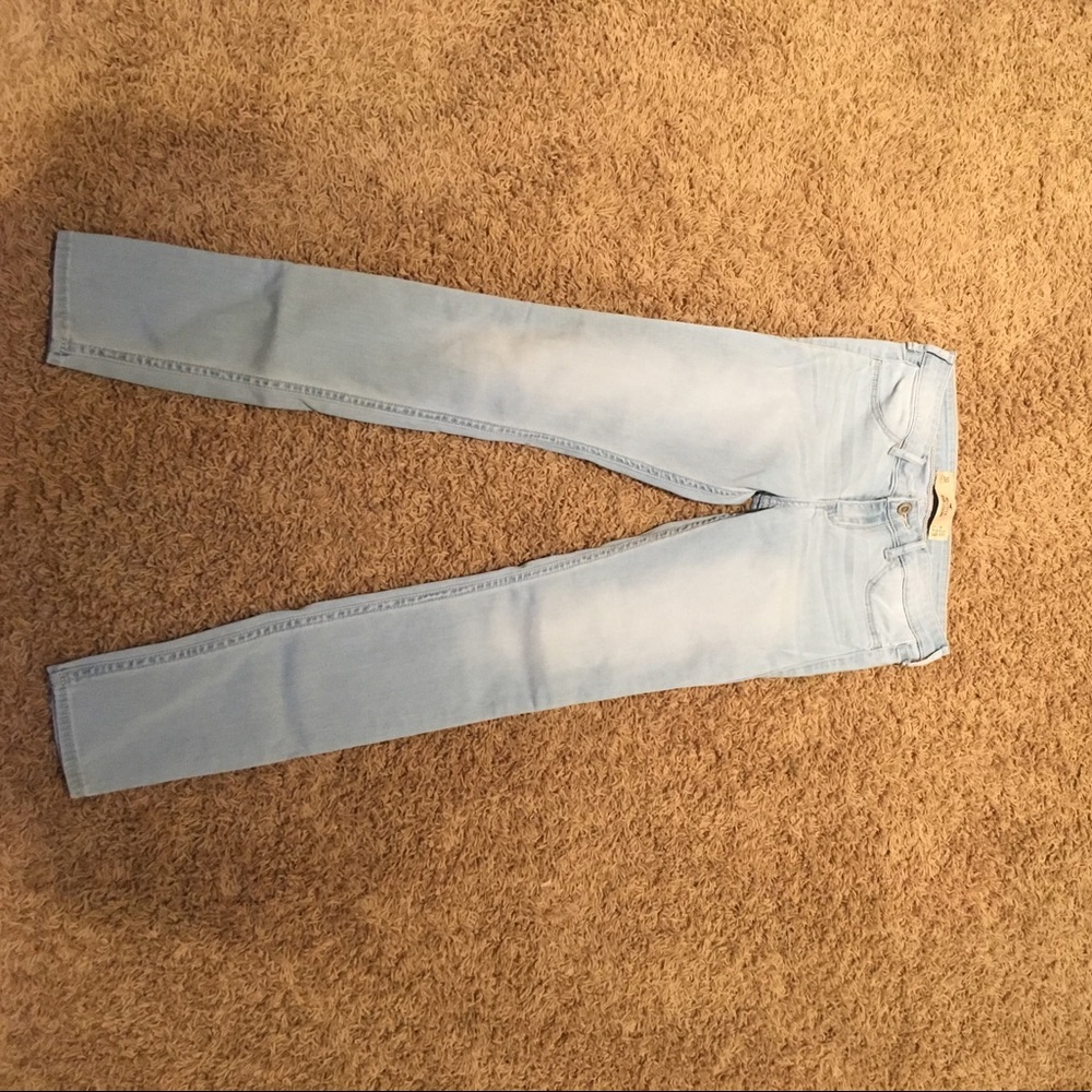 light wash jeans