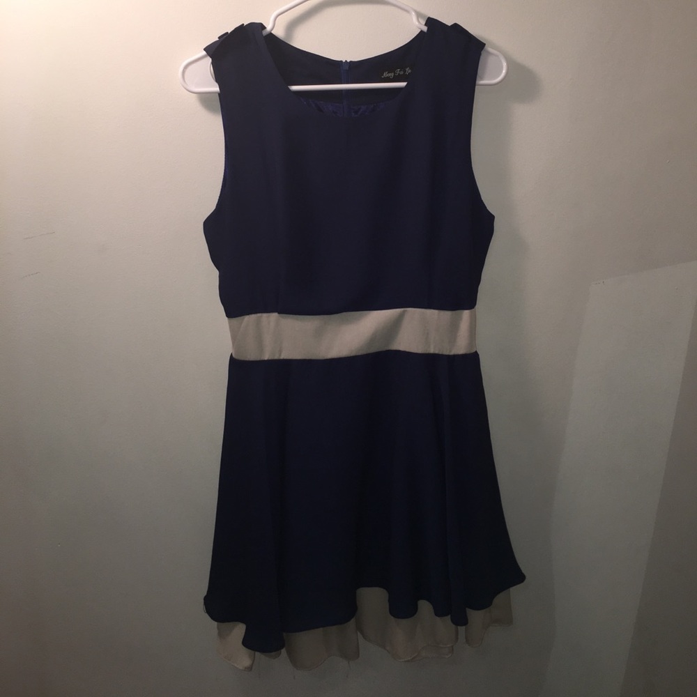 Meng Fei Lu Navy & Cream dress