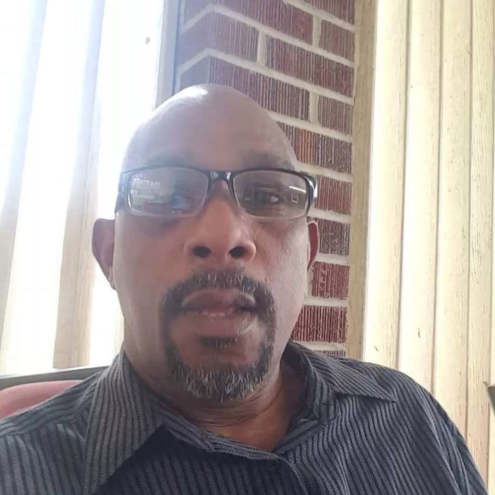 Meet your Posher, Lorenzo