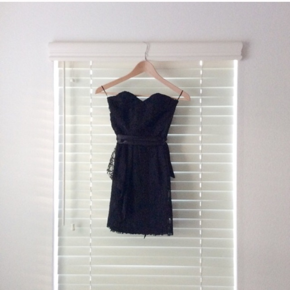 Express strapless little black dress - Picture 2 of 4