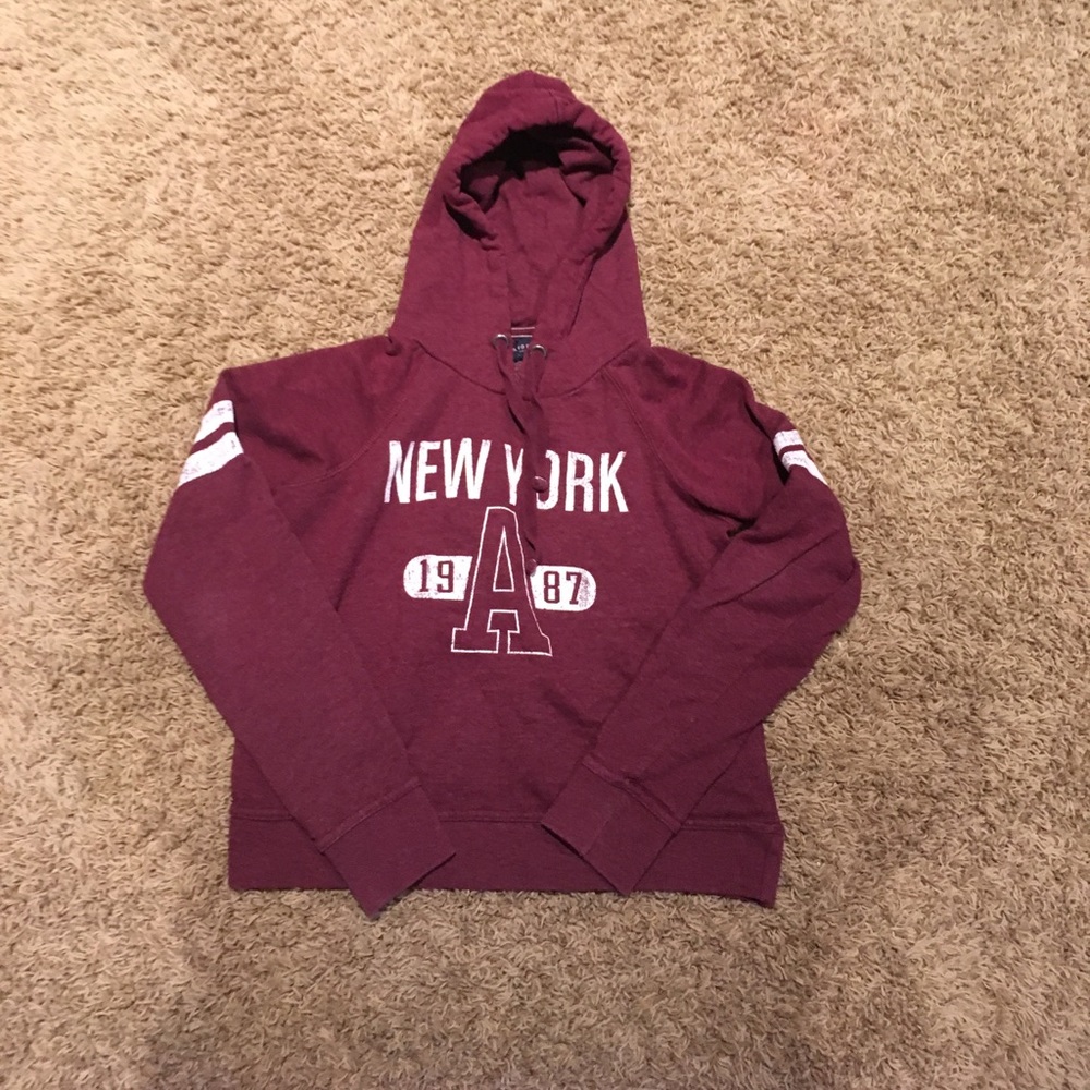 cropped sweatshirt