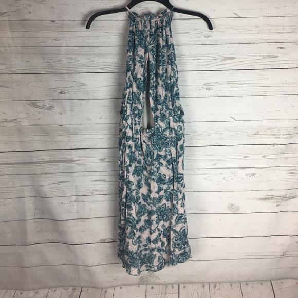 Halter Neck Floral Dress - Picture 7 of 8