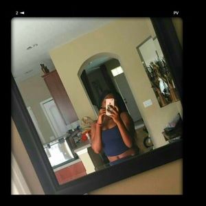 Meet your Posher, Alexus