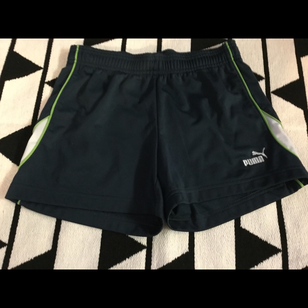 Puma Athletic Shorts SZ Small