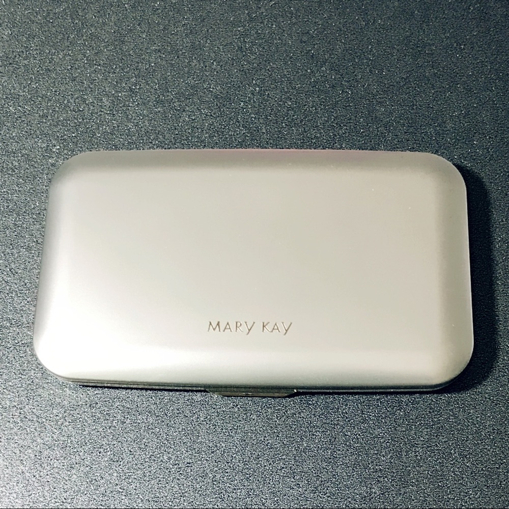 MK Vintage Makeup Compact