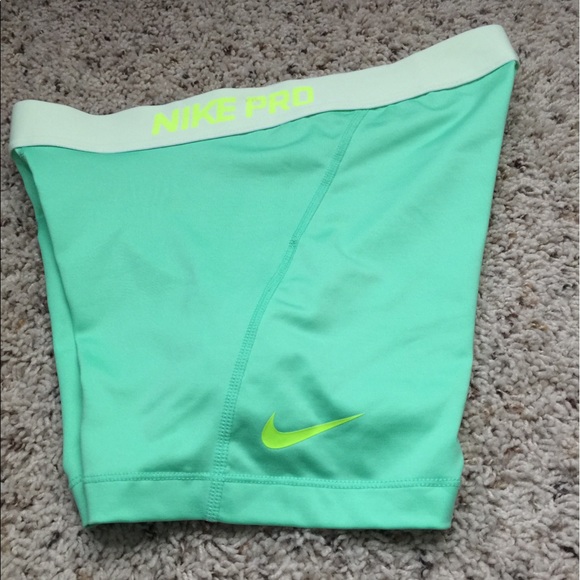 Nike Pants - Nike Pro Dri fit Compression shorts