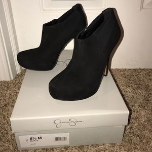 Jessica Simpson heels