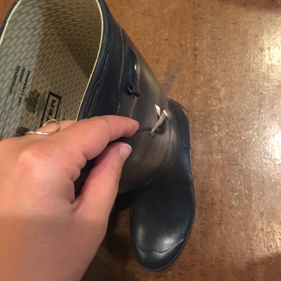 Hunter Boots *must purchase by 8/21* - Picture 2 of 4