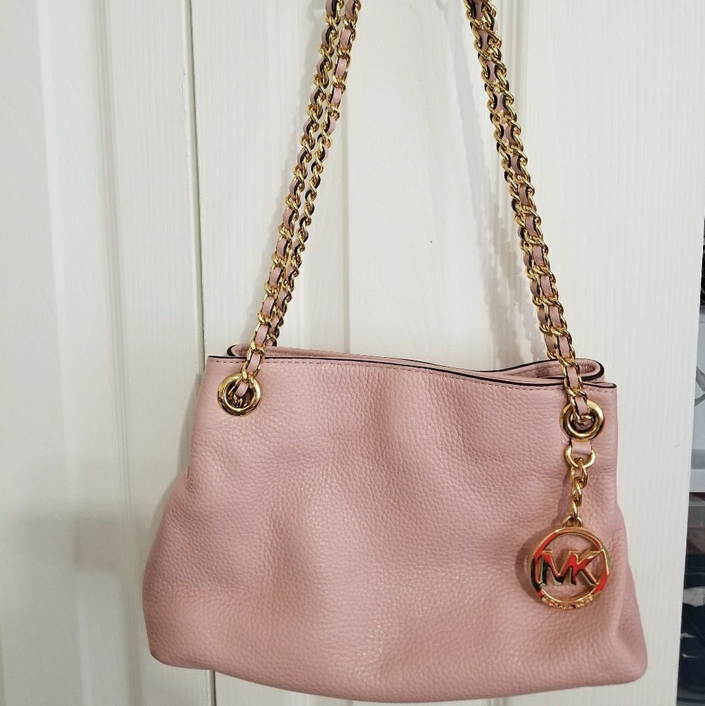 MK Totes and shoulder bag.