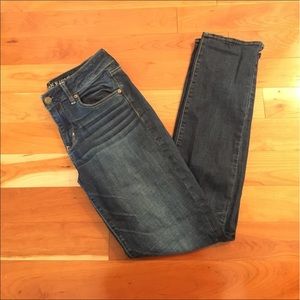 American Eagle Straight Jeans