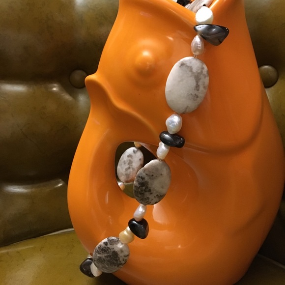 Smooth River Stone Necklace - Picture 3 of 6