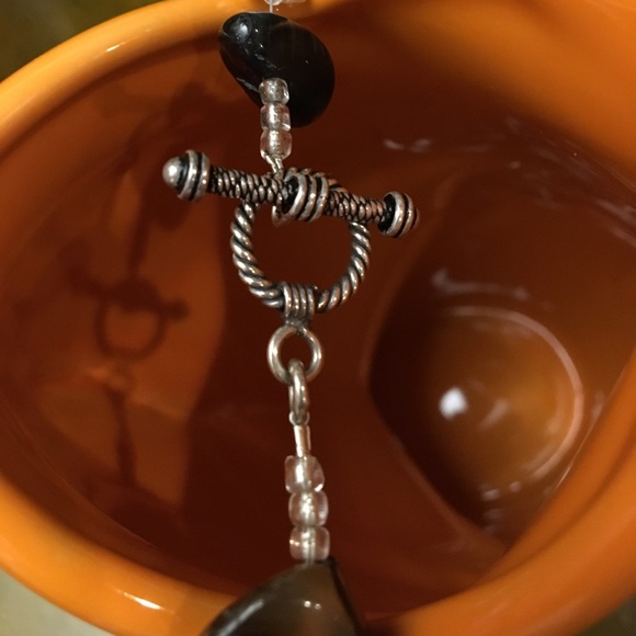 Smooth River Stone Necklace - Picture 4 of 6