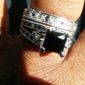 Meet your Posher, Darnellas