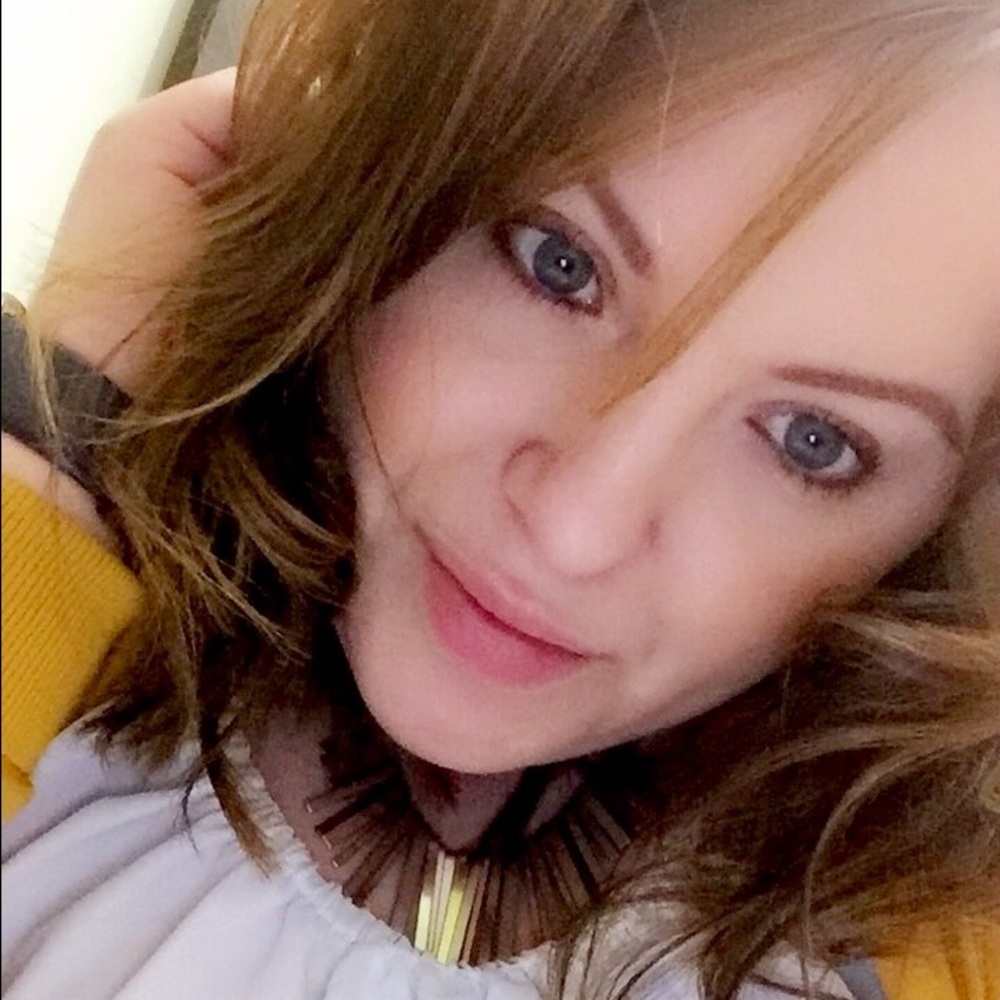 Meet your Posher, Angie