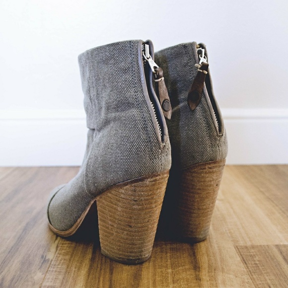Olive canvas booties - Picture 2 of 5