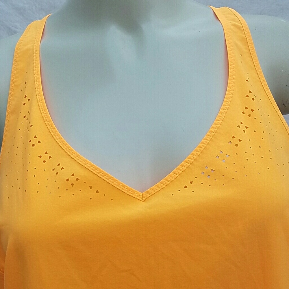 Lululemon top - Picture 5 of 5