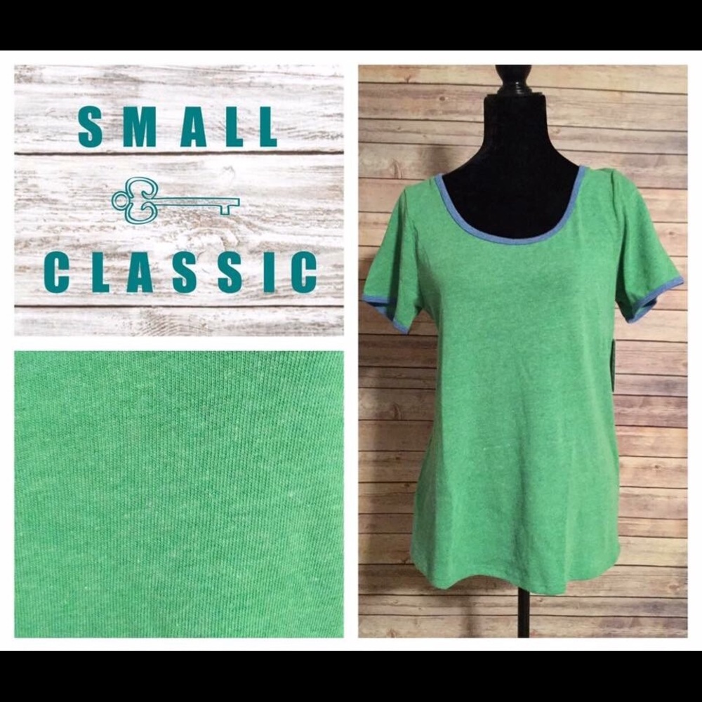 NWT Small Green Classic T with blue collar