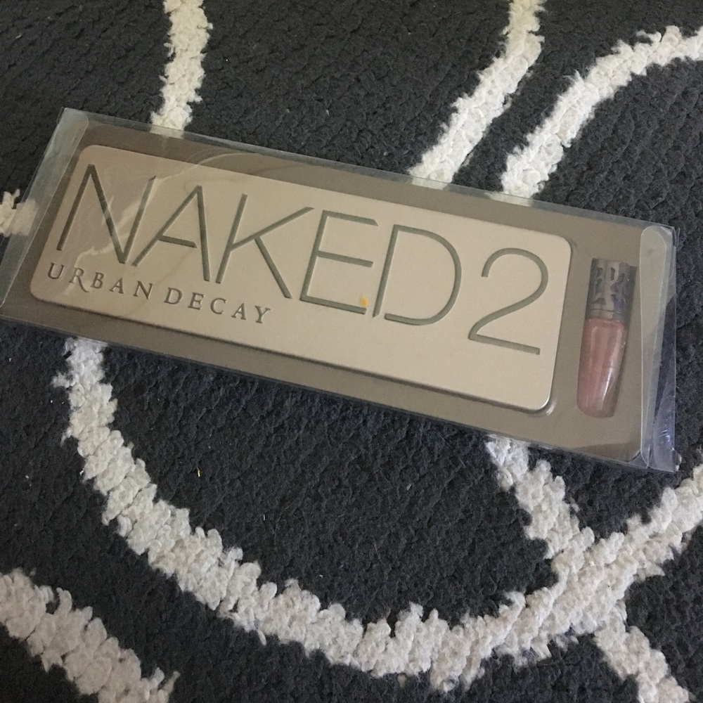 Naked 2 urban decay palette