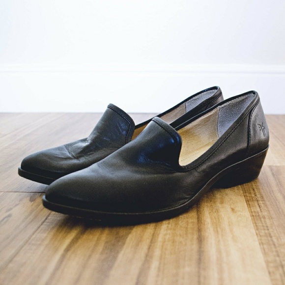Slip on heeled shoe - Picture 2 of 5
