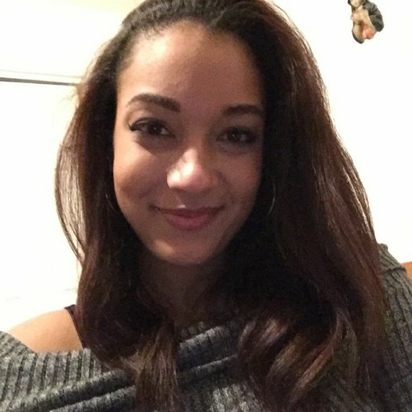 Meet your Posher, Angelisse - Picture 6 of 8