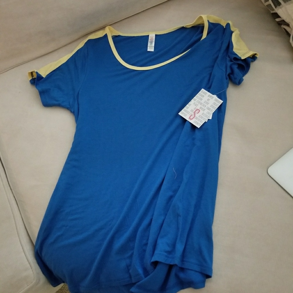 Lularoe Classic T Size Small