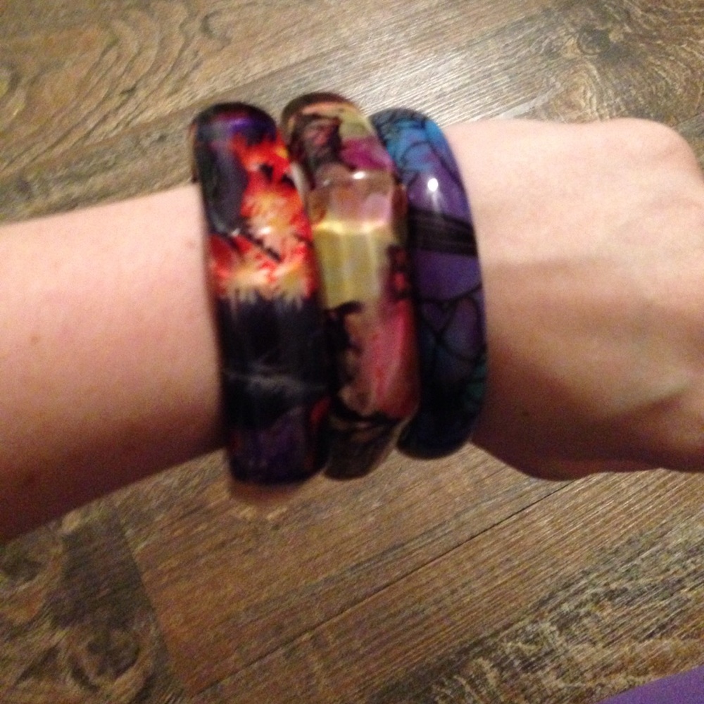 Set of 3 Floral plastic bangles