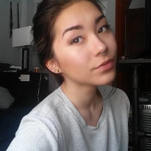 Meet your Posher, Nia