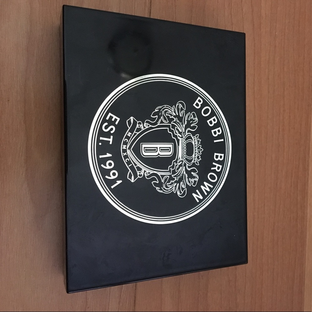 Bobbi brown twilight pink lip and eye palette