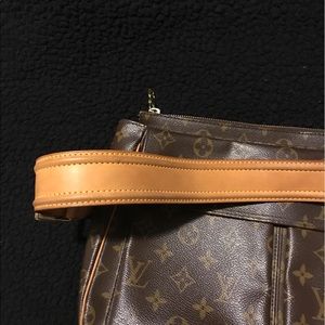 MORE LV PICS. WILL PRICE TO SELL. $$ MAKE AN OFFER