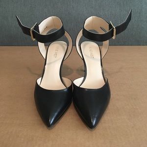 Black strappy heels (BRAND NEW)