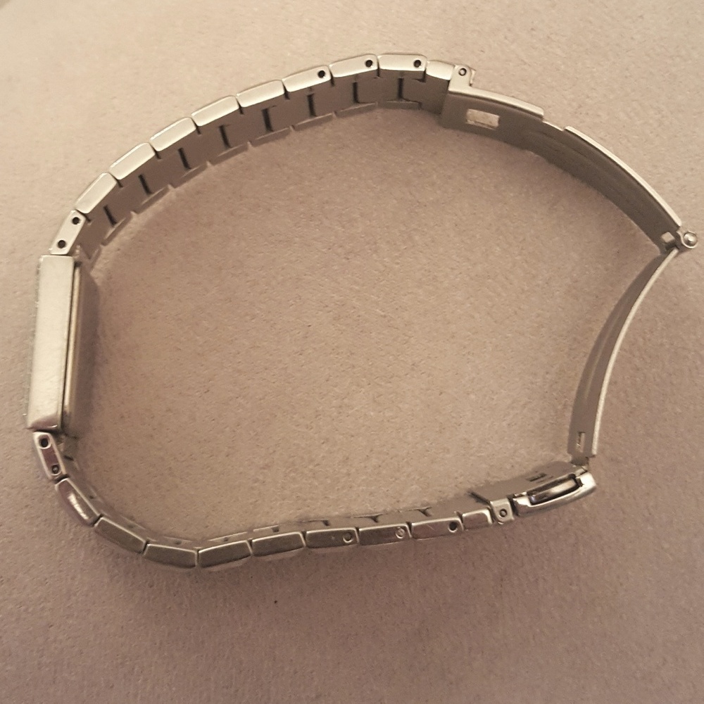 Kenneth Cole Watch - Picture 4 of 4