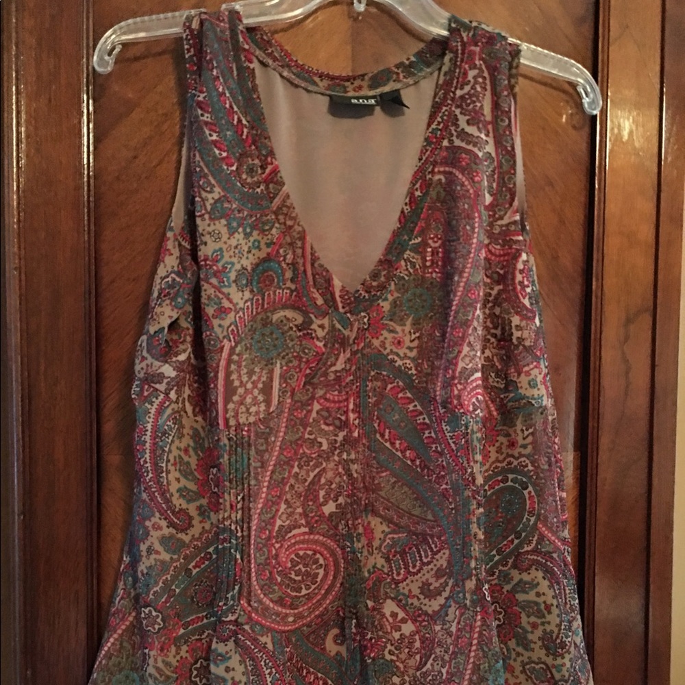 Bohemian sleeveless & fully lined, side Zipper