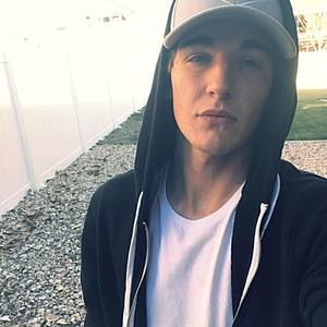 Meet your Posher, Cody