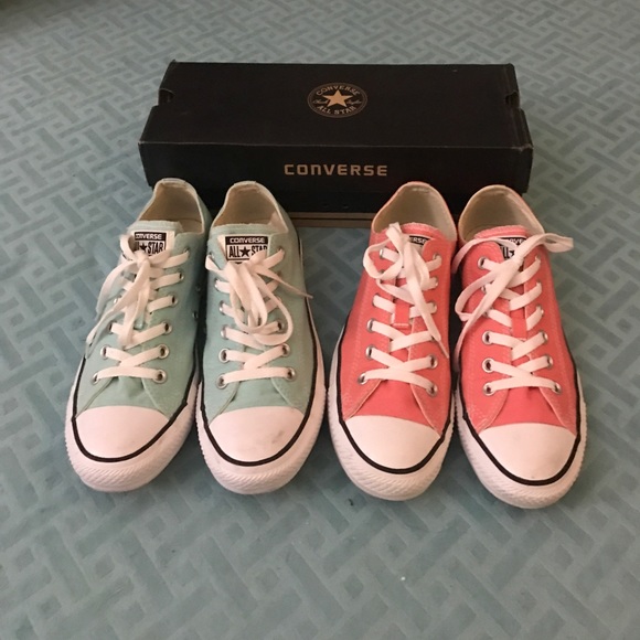 Converse Shoes - 1 pair of converse size 9 women or 7 men EUC