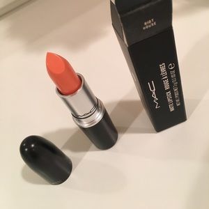 Makeup: MAC Lipstick Color: Riot House