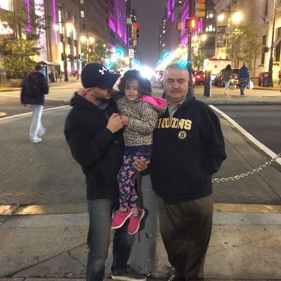 Meet your Posher, Mutaz - Picture 1 of 1