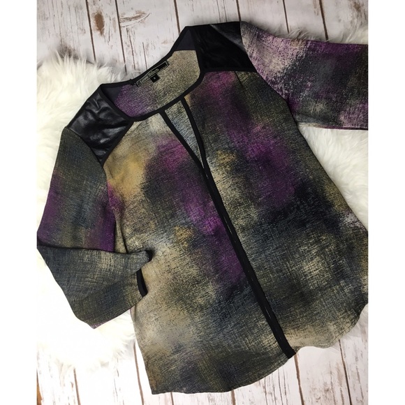 Love Stitch Tops - Love Stitch blouse size small