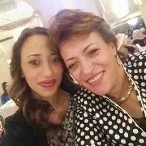 Meet your Posher, Samira
