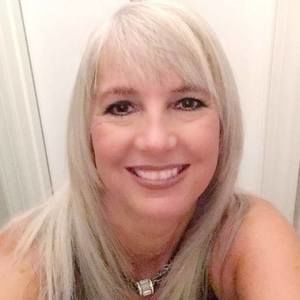 Meet your Posher, Deborah