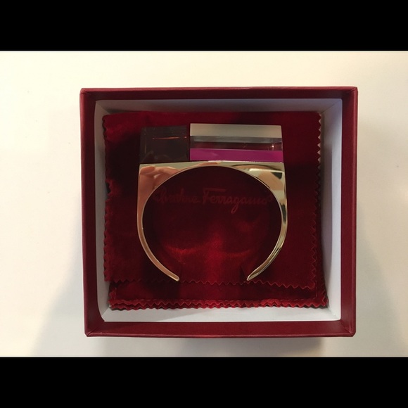 Salvatore Ferragamo Lucite Gold Cuff - Picture 6 of 7