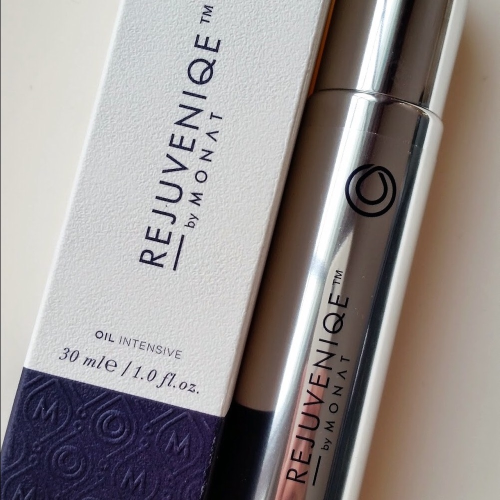 Monat Rejevnique Oil