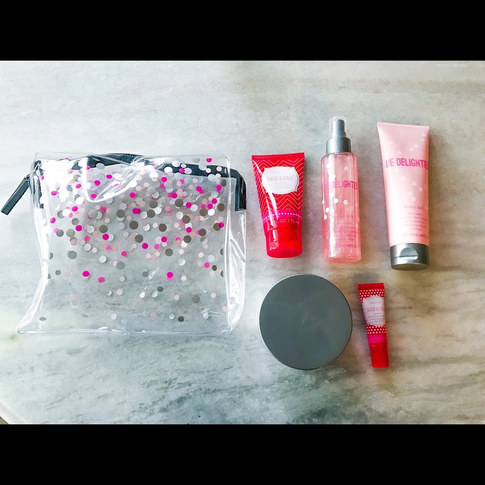 NEW Mary Kay Be Delighted + Sugar and Spice Set