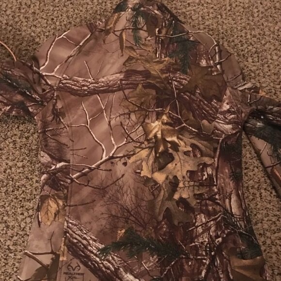 Realtree hard shell jacket - Picture 4 of 4