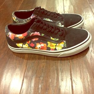 Women's Floral Vans