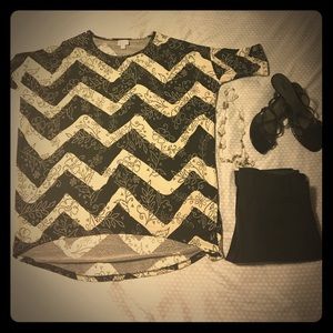 Lularoe Irma (S) NWT