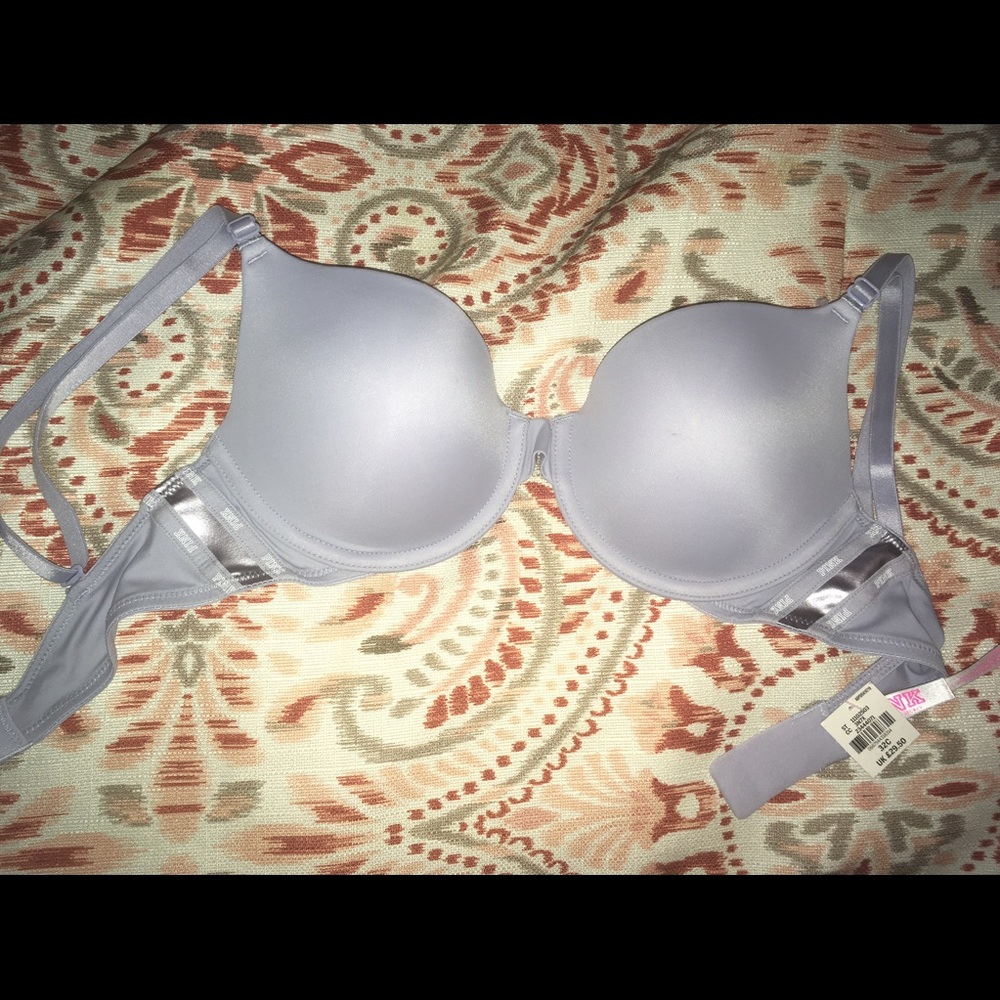 PINK Wear Everywhere Bra