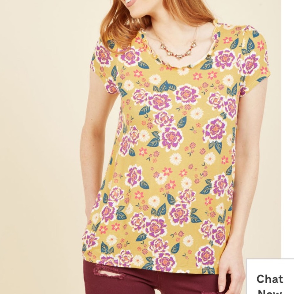 NWT Everyday Optimism T-Shirt in Golden Garden L