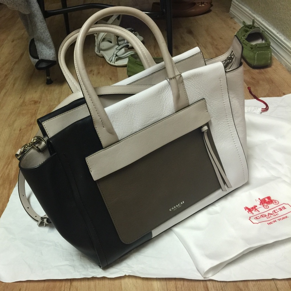 Coach Bleecker Riley carryall tote new