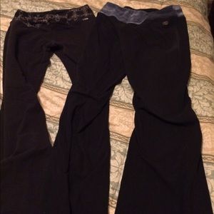 Bundle of 2 pair of yoga pants